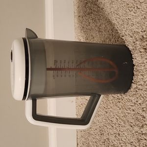 Baby Breeza Formula Mixer Pitcher 28oz